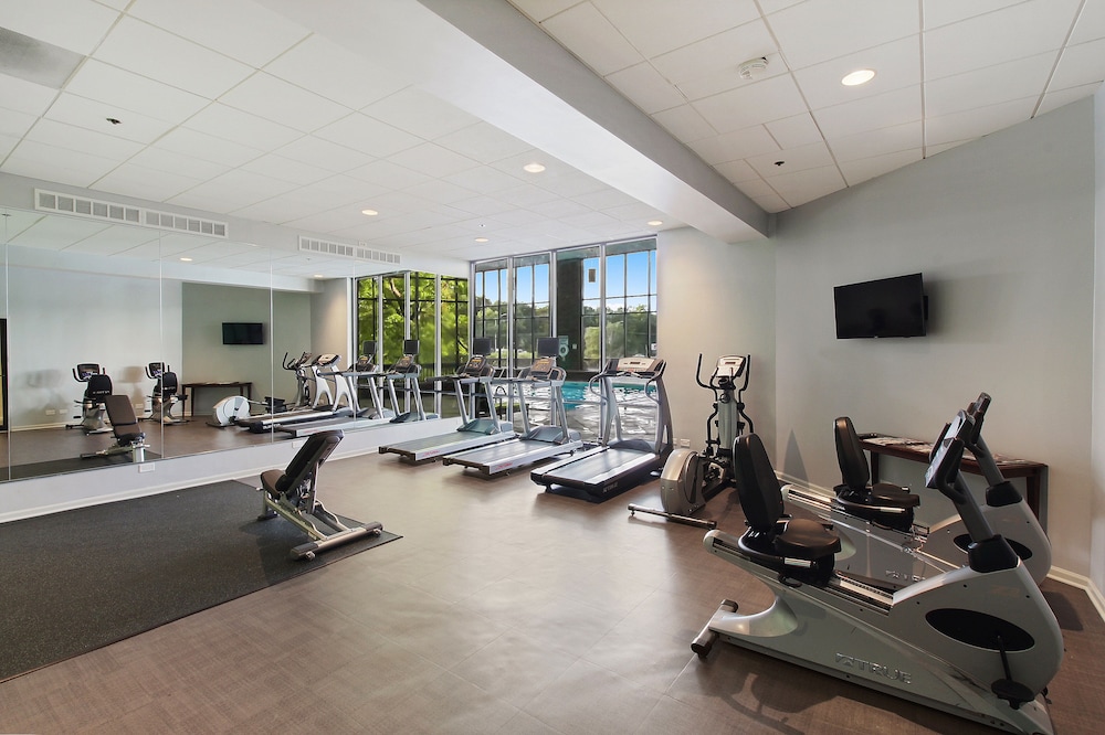 holiday inn chicago nw crystal lk conv ctr by ihg