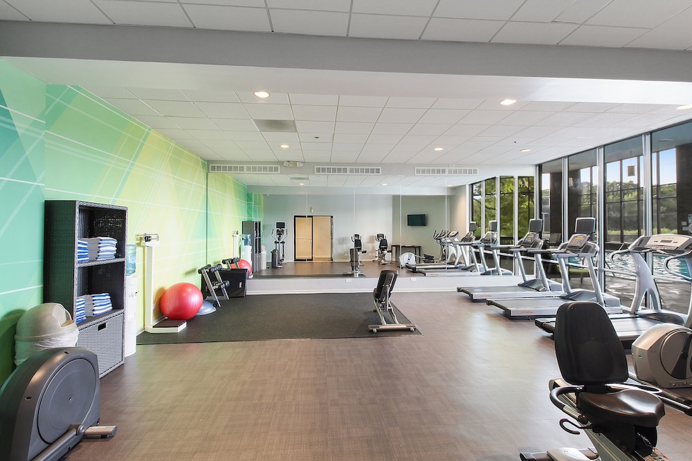holiday inn chicago nw crystal lk conv ctr by ihg