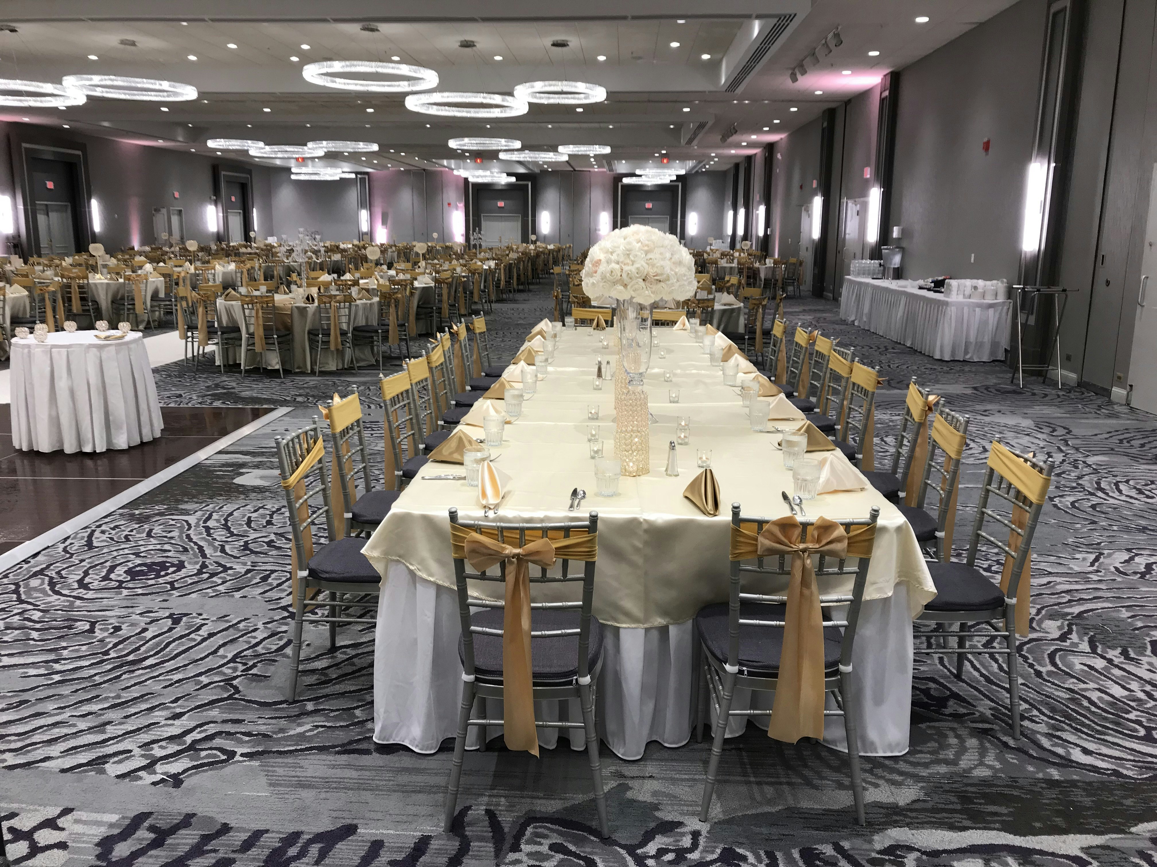holiday inn chicago nw crystal lk conv ctr by ihg