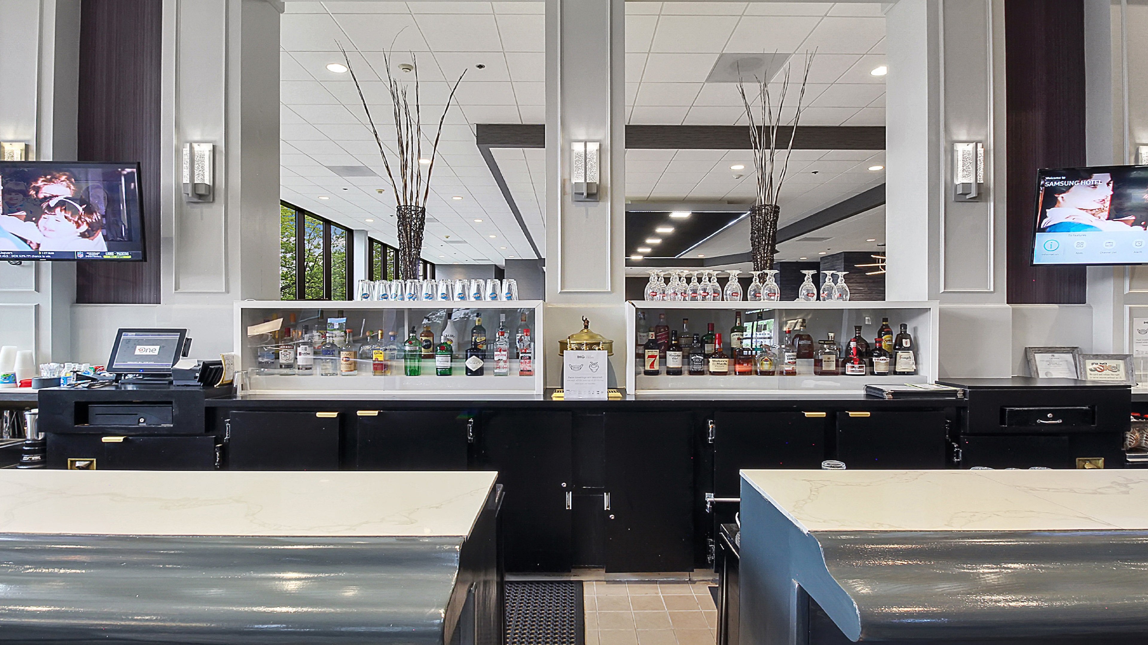 holiday inn chicago nw crystal lk conv ctr by ihg