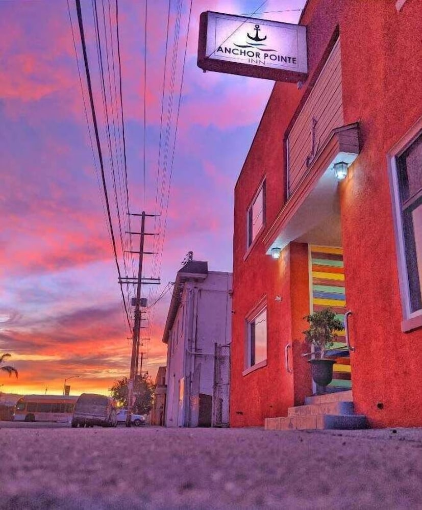 anchor pointe inn