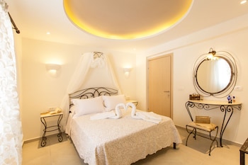 pithos apartments