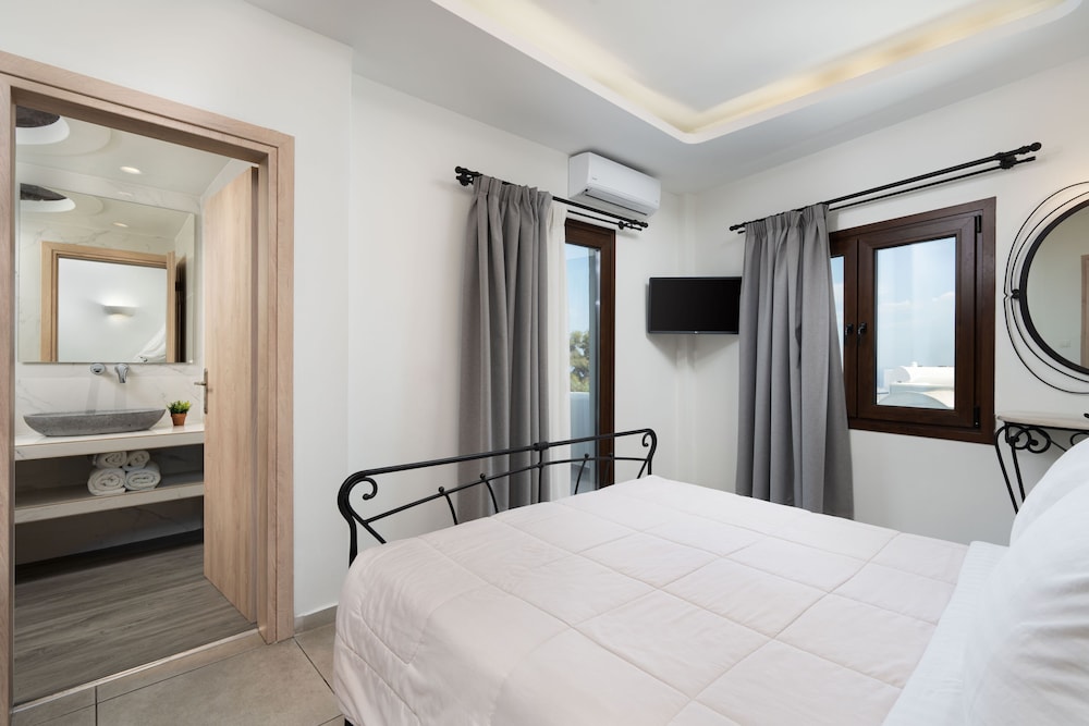 pithos apartments