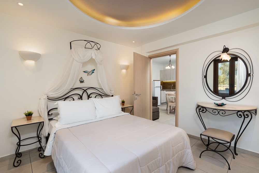 pithos apartments