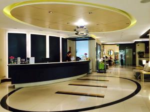 royal view resort