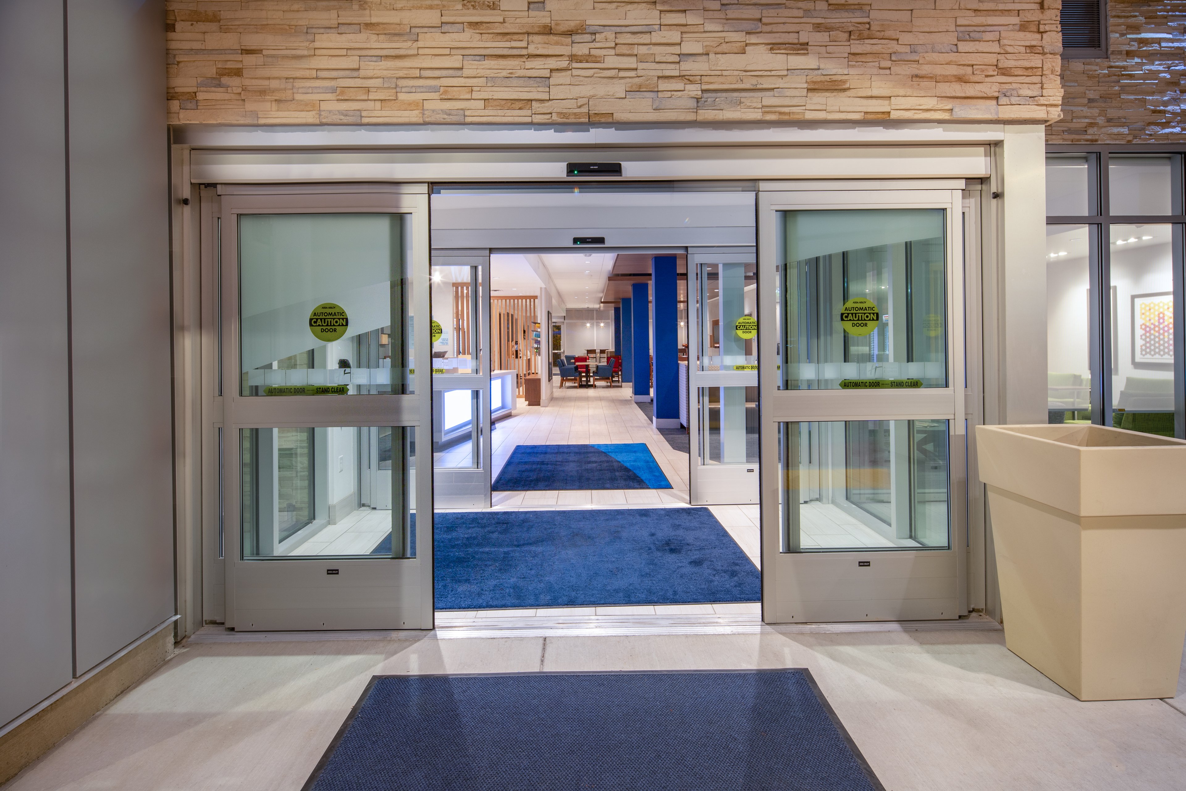 holiday inn express and suites chico an ihg hotel