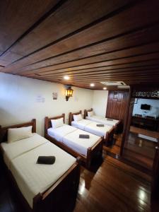 uptown eco hotel