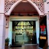 uptown eco hotel