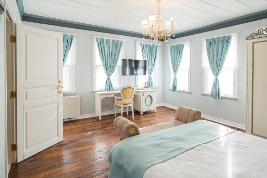 pasaport pier istanbul