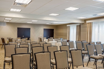 comfort inn and suites schenectady scotia