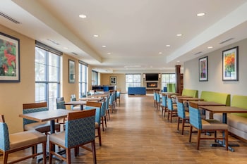 comfort inn and suites schenectady scotia