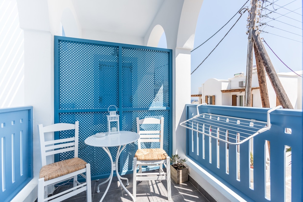 fanouris condo by meraki collection
