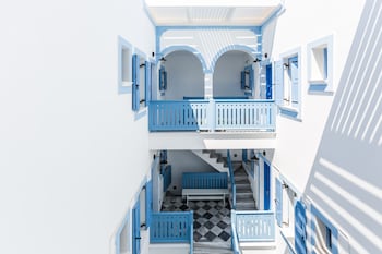 fanouris condo by meraki collection