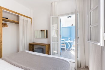 fanouris condo by meraki collection