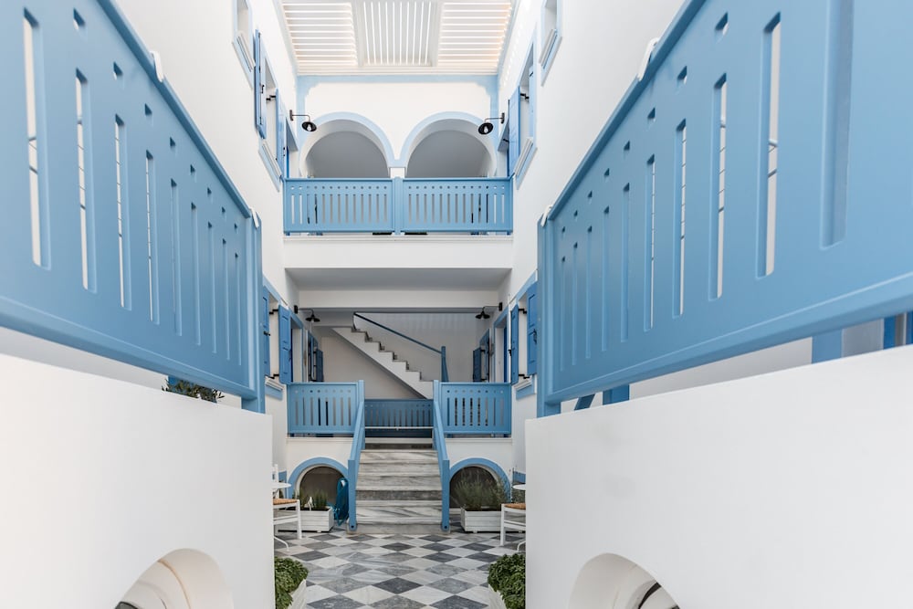 fanouris condo by meraki collection