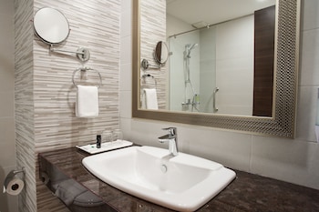 club mahindra mac boutique hotel