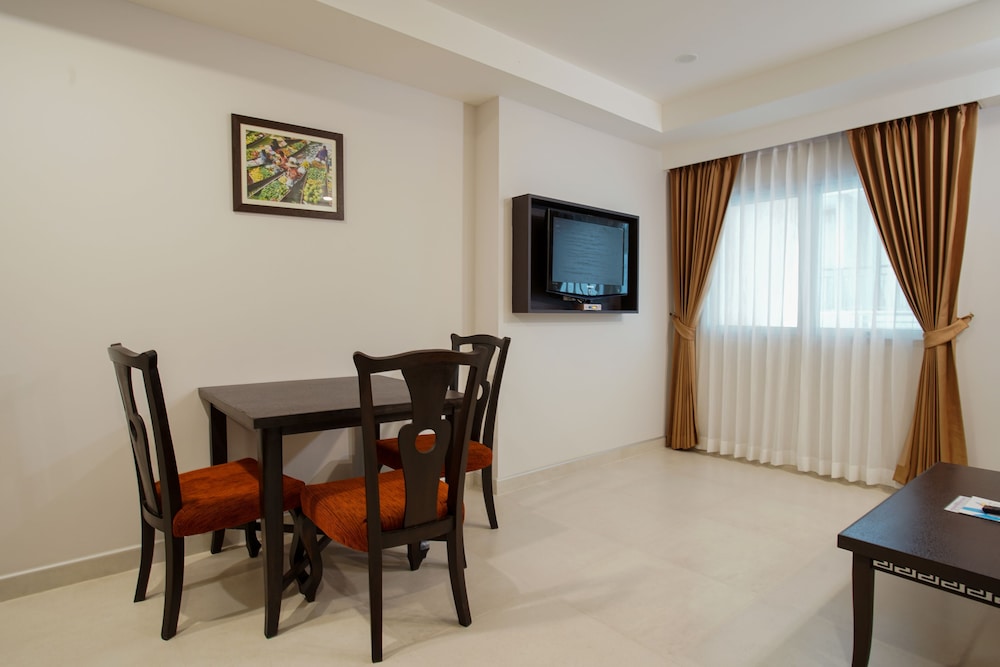 club mahindra mac boutique hotel