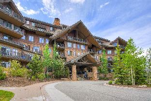 crystal peak lodge