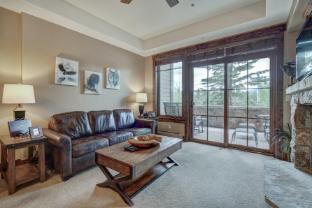 crystal peak lodge