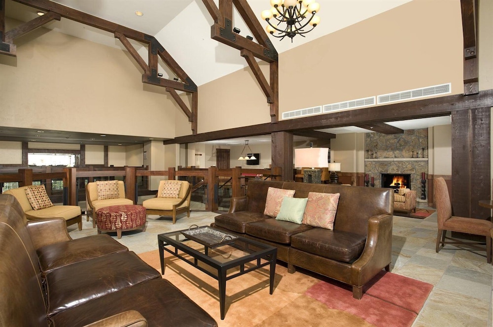 crystal peak lodge