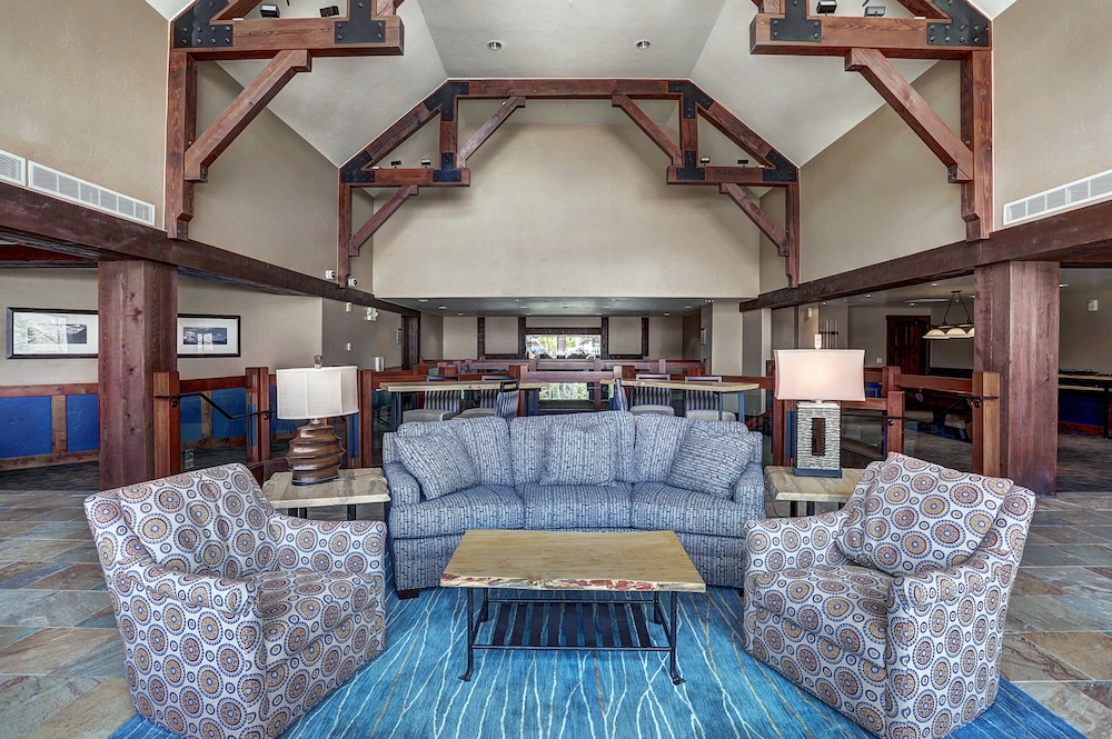 crystal peak lodge
