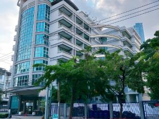 miloft sathorn hotel