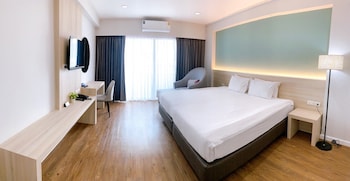 miloft sathorn hotel