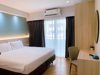 miloft sathorn hotel