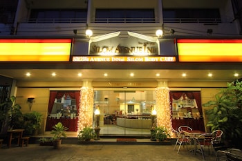 silom avenue inn