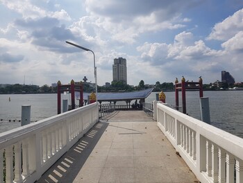 praya palazzo adults only