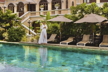 praya palazzo adults only