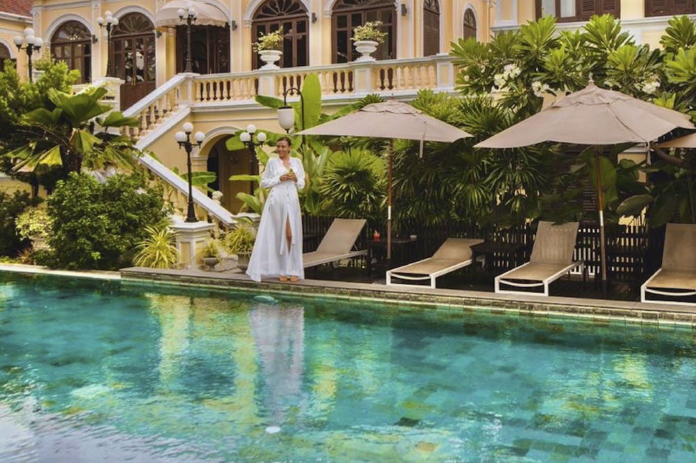 praya palazzo adults only