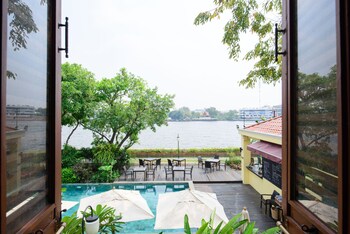 praya palazzo adults only