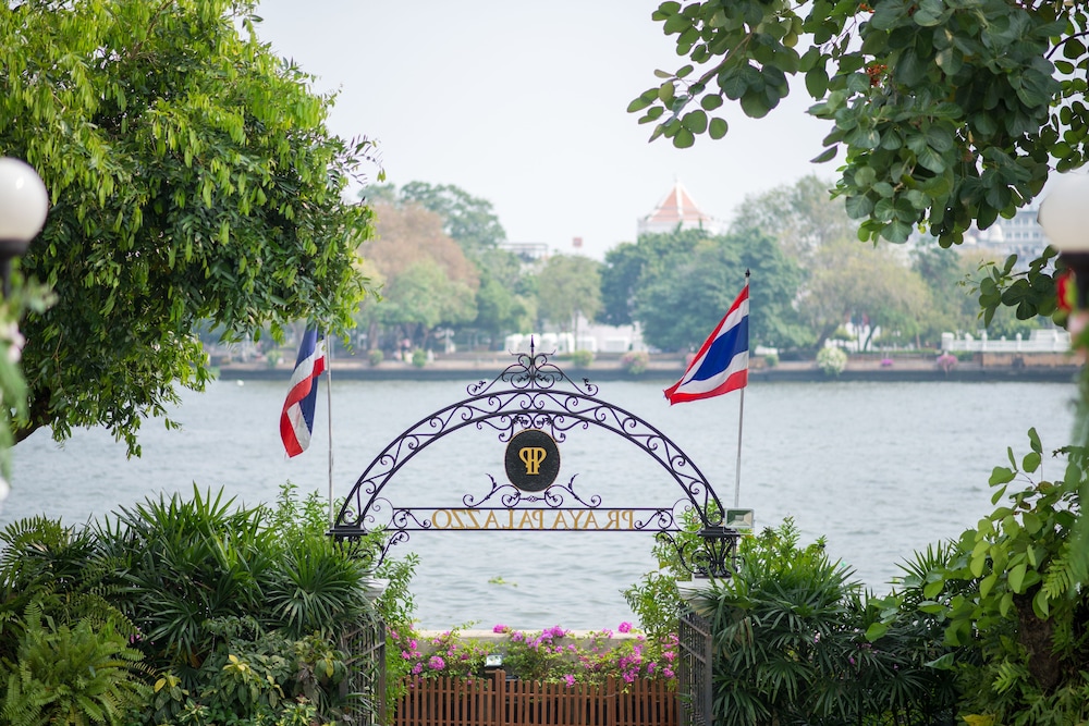 praya palazzo adults only