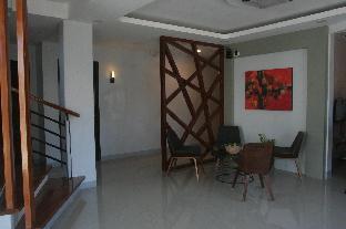 La Casa Ramirez,,3 star