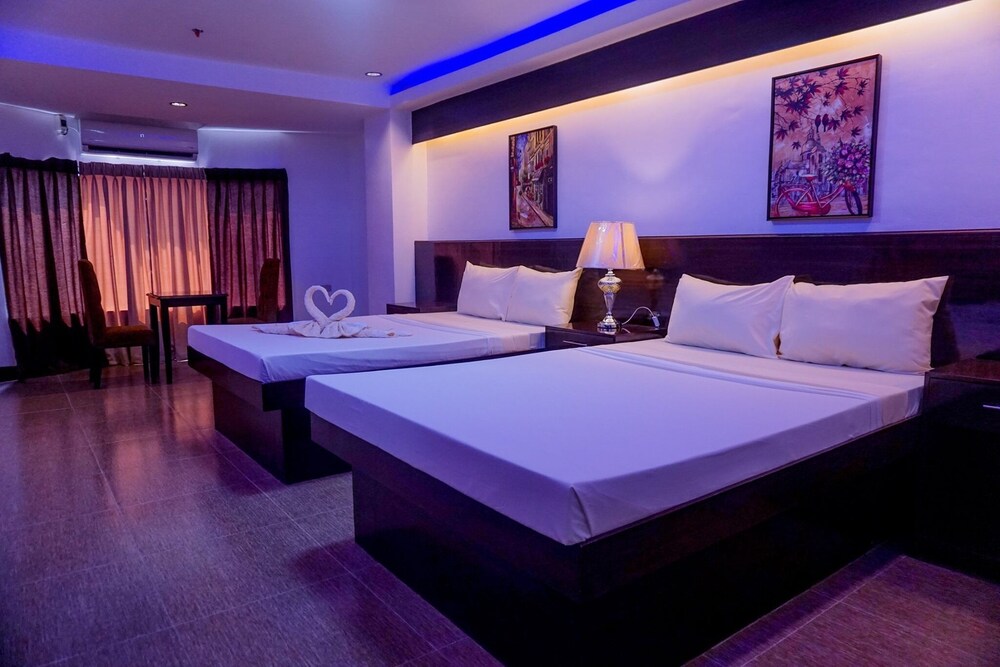 bergamo hotel lingayen