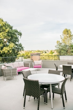 hotel siri downtown paso robles