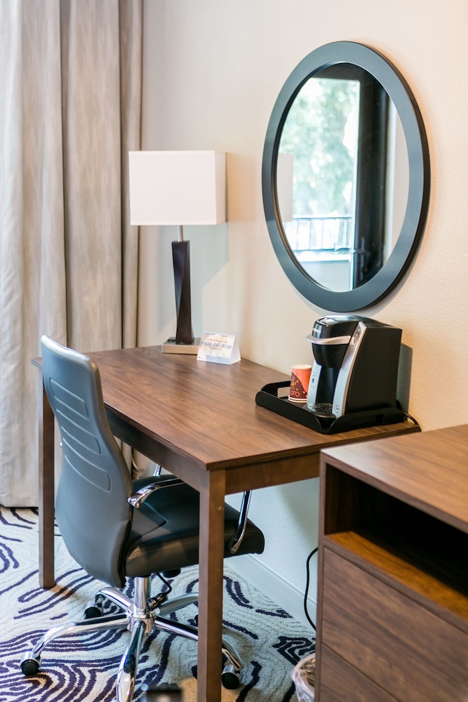 hotel siri downtown paso robles