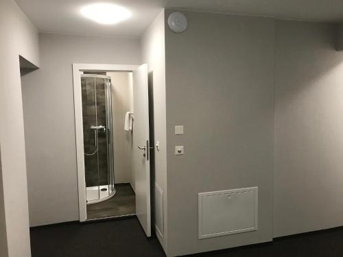 wolke 4 guesthouse