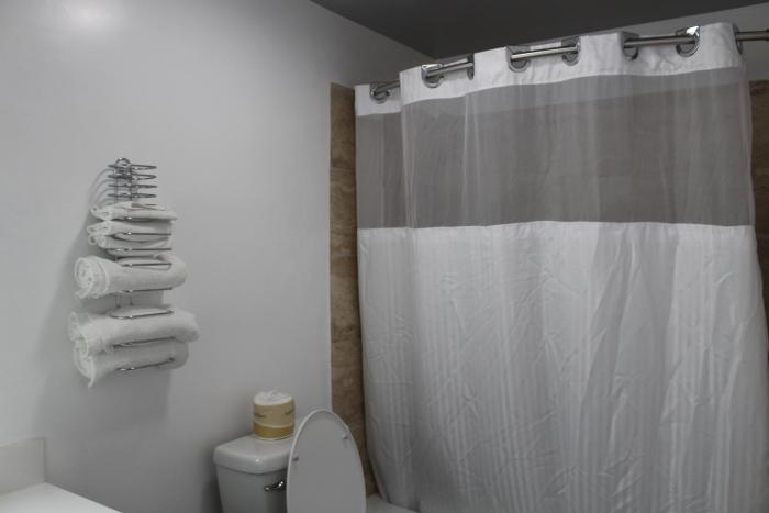 erth inn by aga los angeles