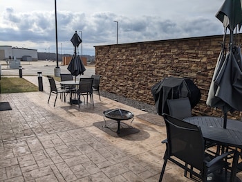 fairfield inn and suites by marriott poplar bluff