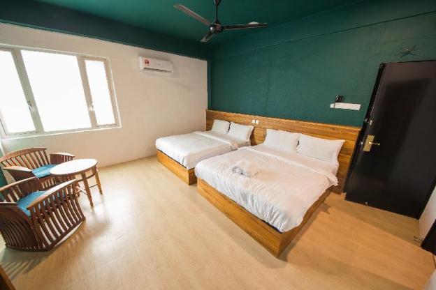 room v jalan sultanah