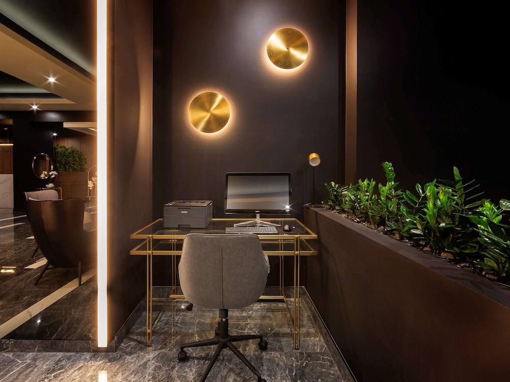 the sebel canberra civic