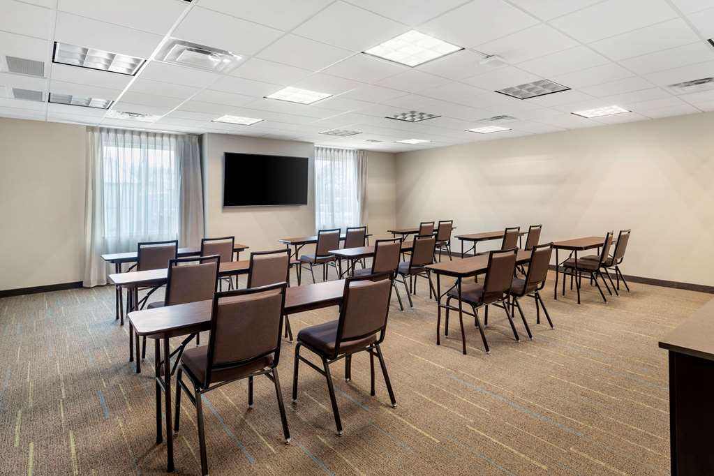 mainstay suites lancaster dallas south