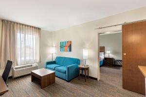 mainstay suites lancaster dallas south