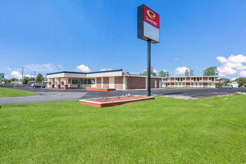 econo lodge neenah