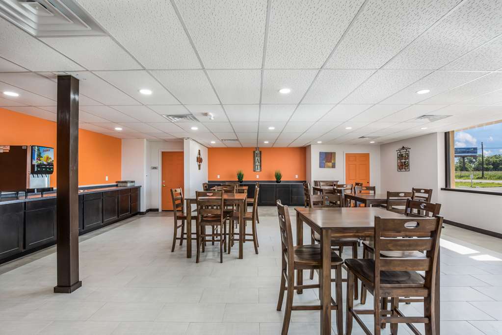 econo lodge neenah