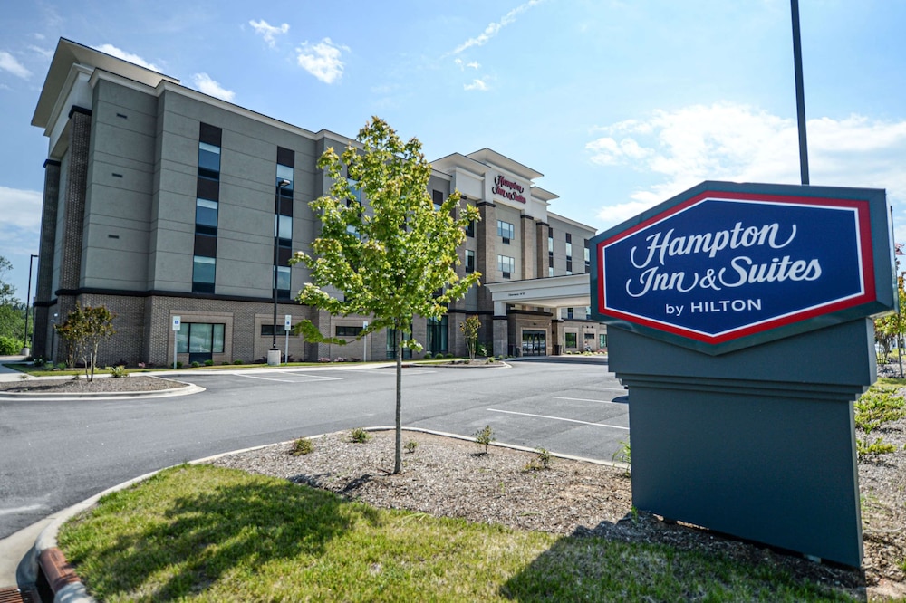 hampton inn and suites lenoir