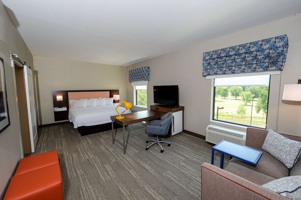 hampton inn and suites lenoir