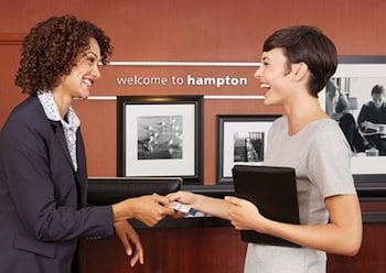 hampton inn and suites lenoir